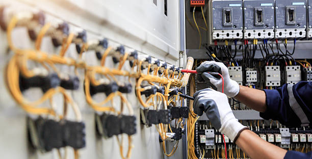 Professional Electrician technician working in DeForest, WI